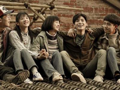 《人不彪悍枉少年》-十八岁的民谣